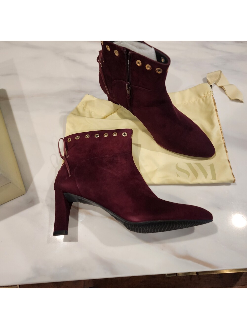 NIB Stuart Weitzman Off The Cuff Bordeaux Suede Ankle Boots Booties 8 M unique